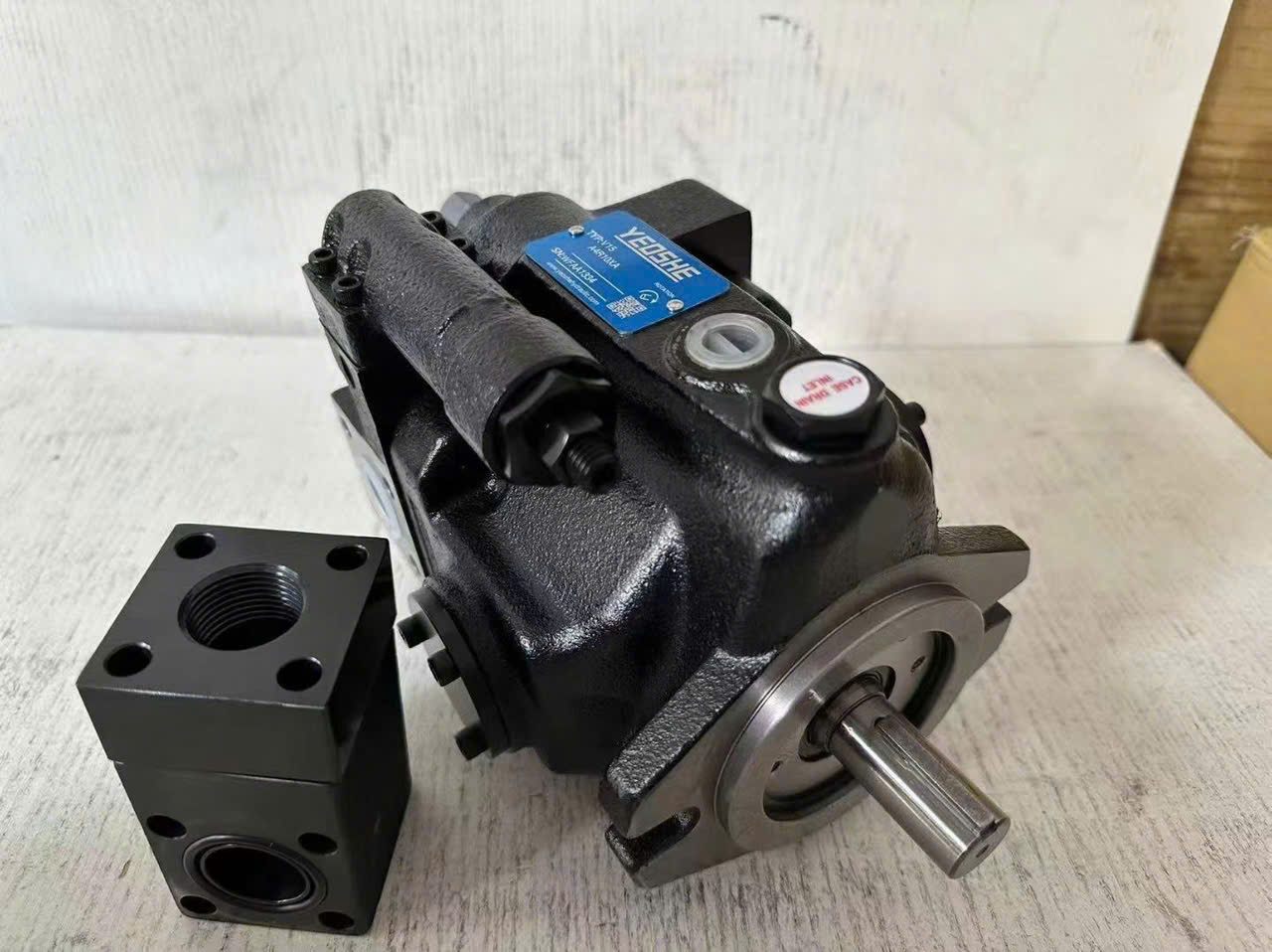 VAN THỦY LỰC YEOSHE V15A4R10XA