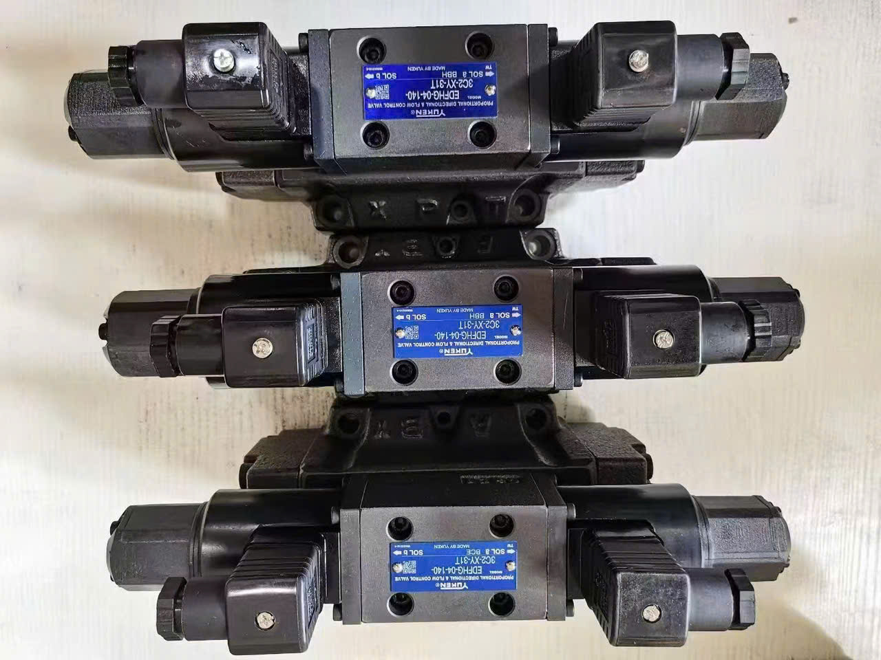 Van điện từ thủy lực Yuken EDSHG-04-140